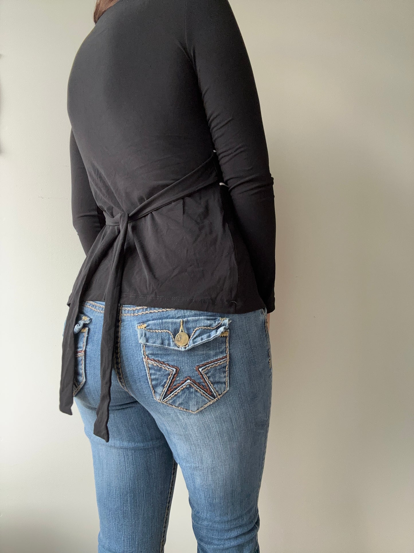 Thyme - svart babydoll topp