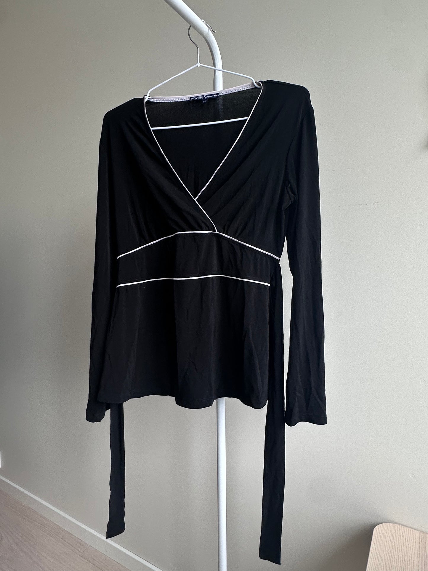 Thyme - svart babydoll topp