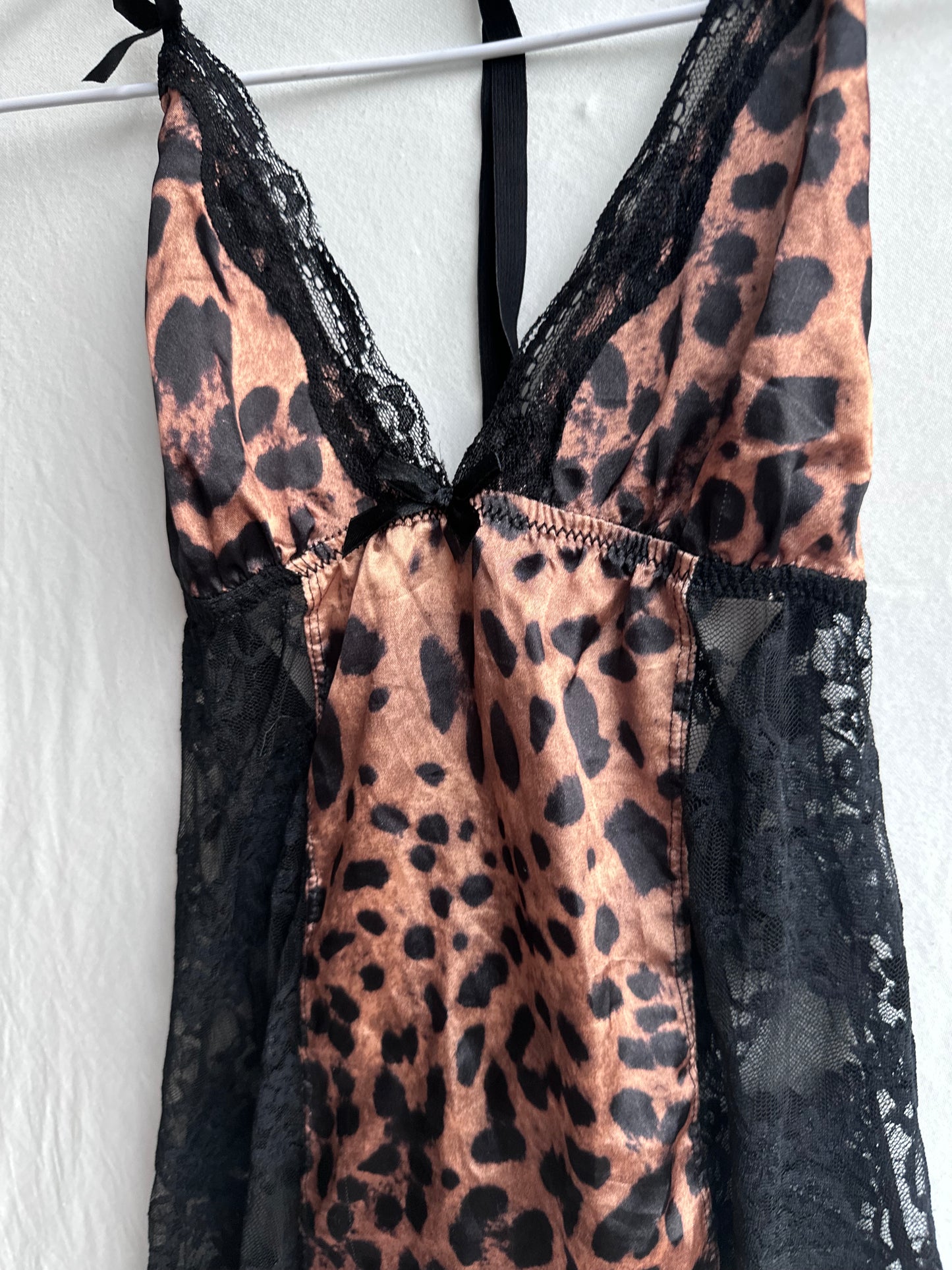 DreamGirl - animal print halterneck