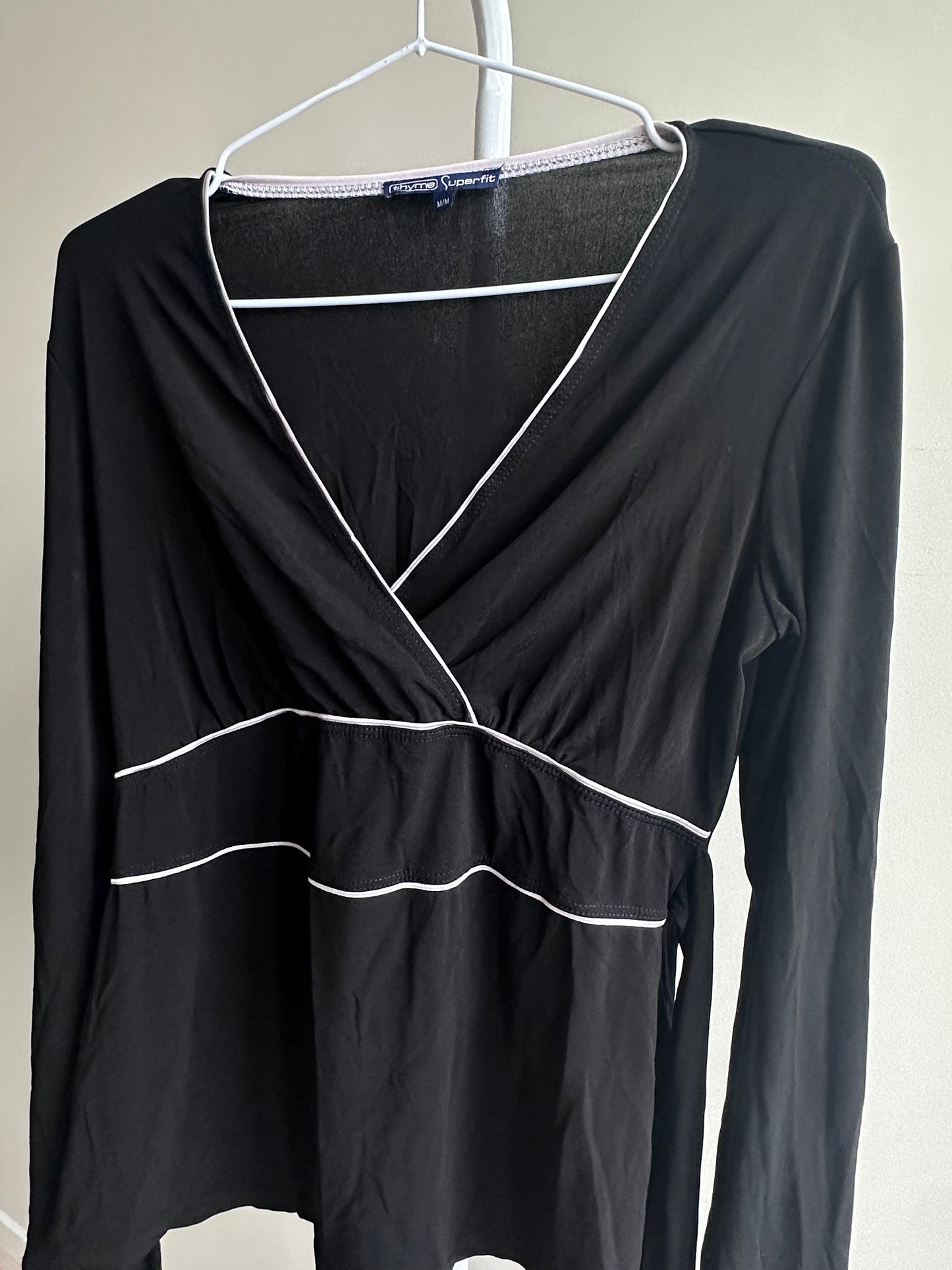 Thyme - svart babydoll topp